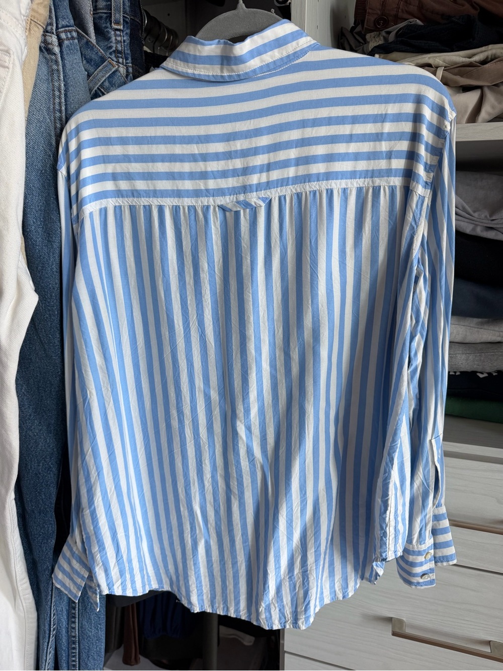 AYR The Plunge Pool Blue & White Stripe - Picture 3 of 5